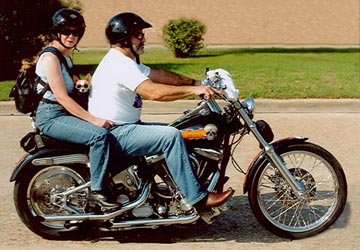 Jay,Jeannine,&Dixie on bike